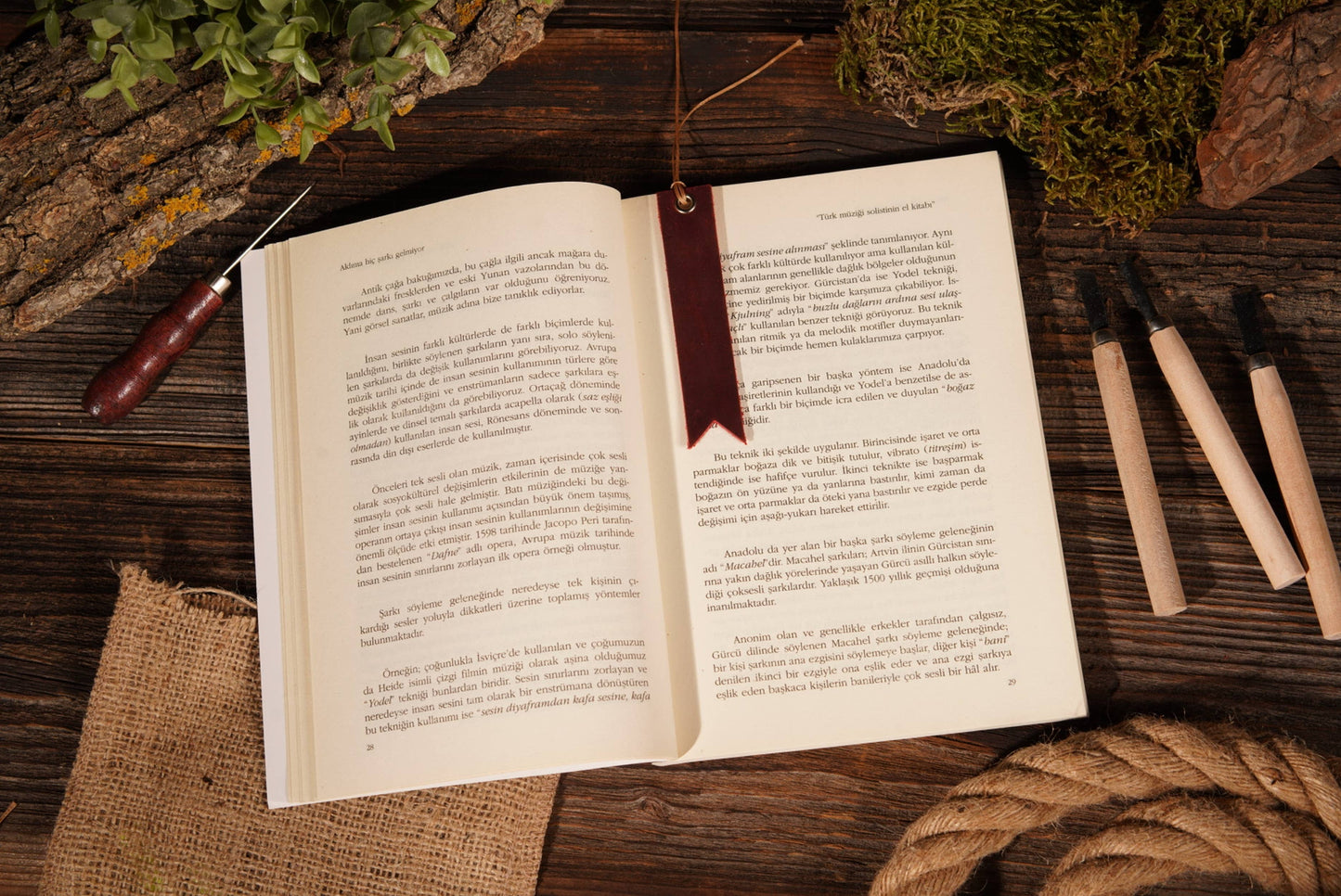 Leather magnet  Gift, Book accessories: Red, Classic