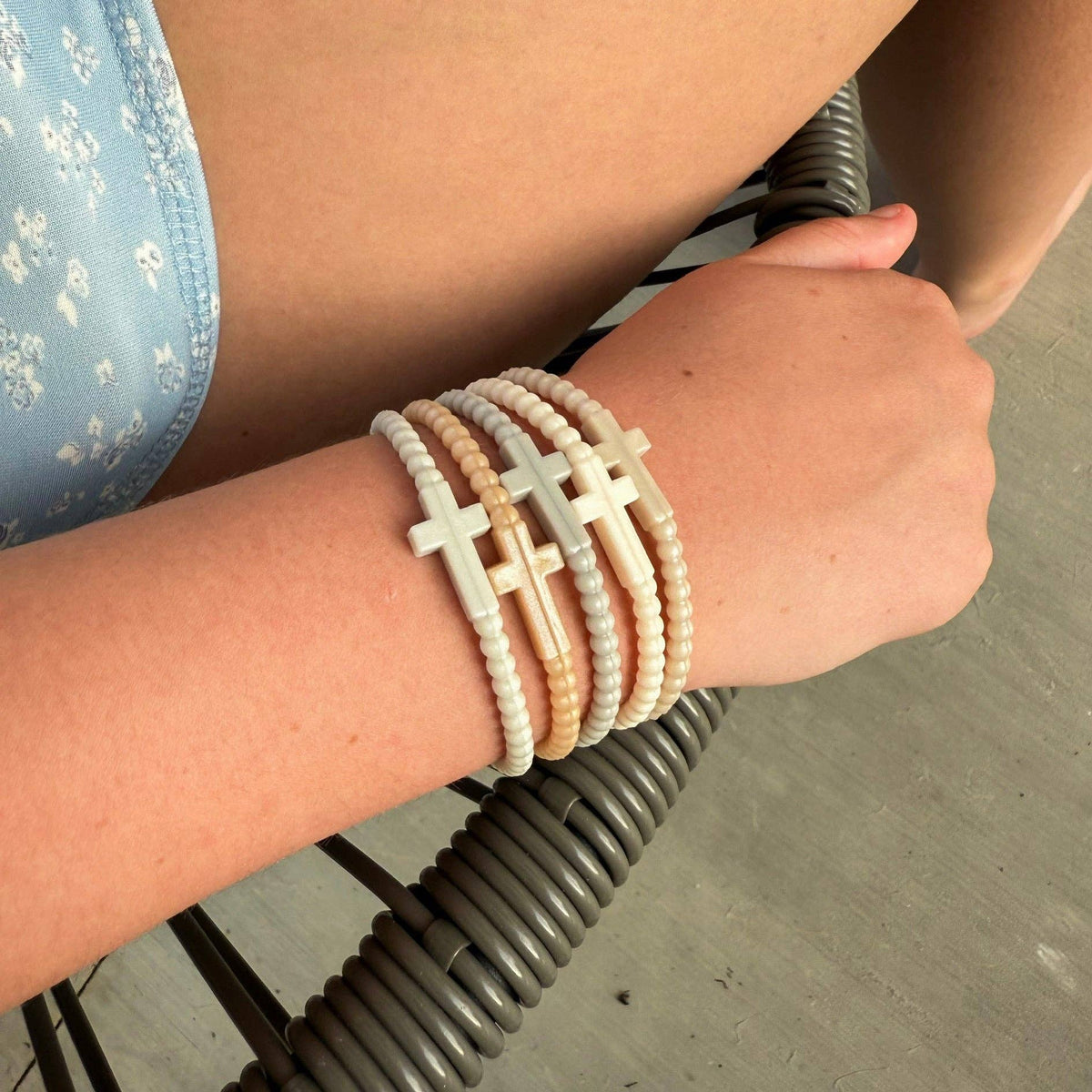 Jesus Bracelets - 25 Packs: Sunny Days (25 Pack), Small