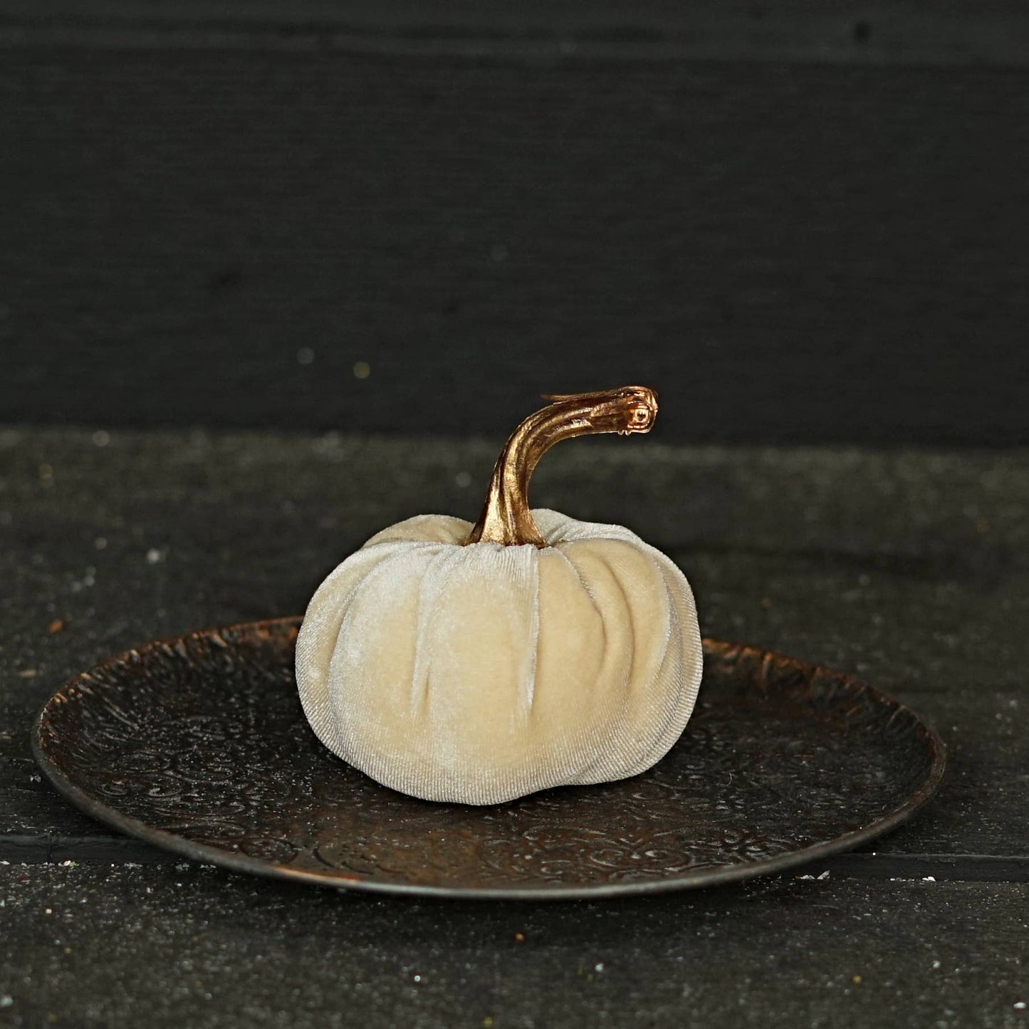 Velvet Pumpkin medium