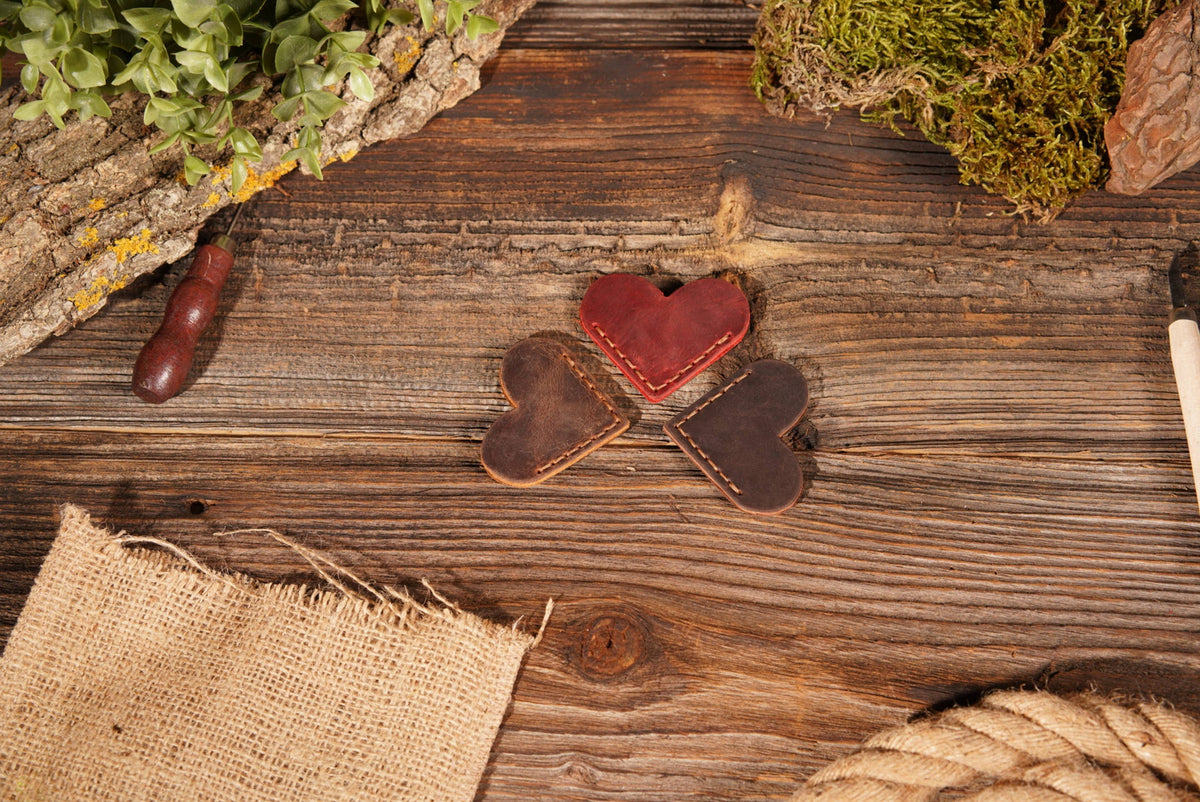 Leather magnet  Gift, Book accessories: Red, Classic